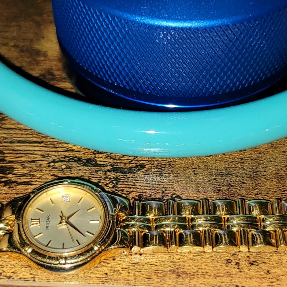 Ladies, gold dress watch